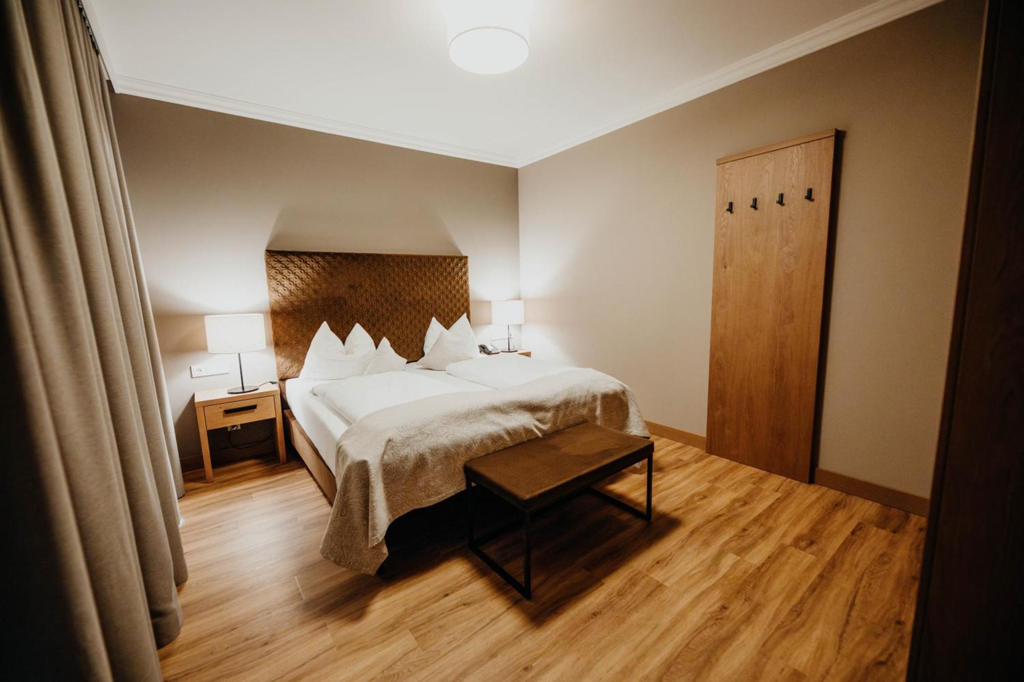 Post Seefeld - Wellnesshotel Tirol Seefeld in Tirol Room photo