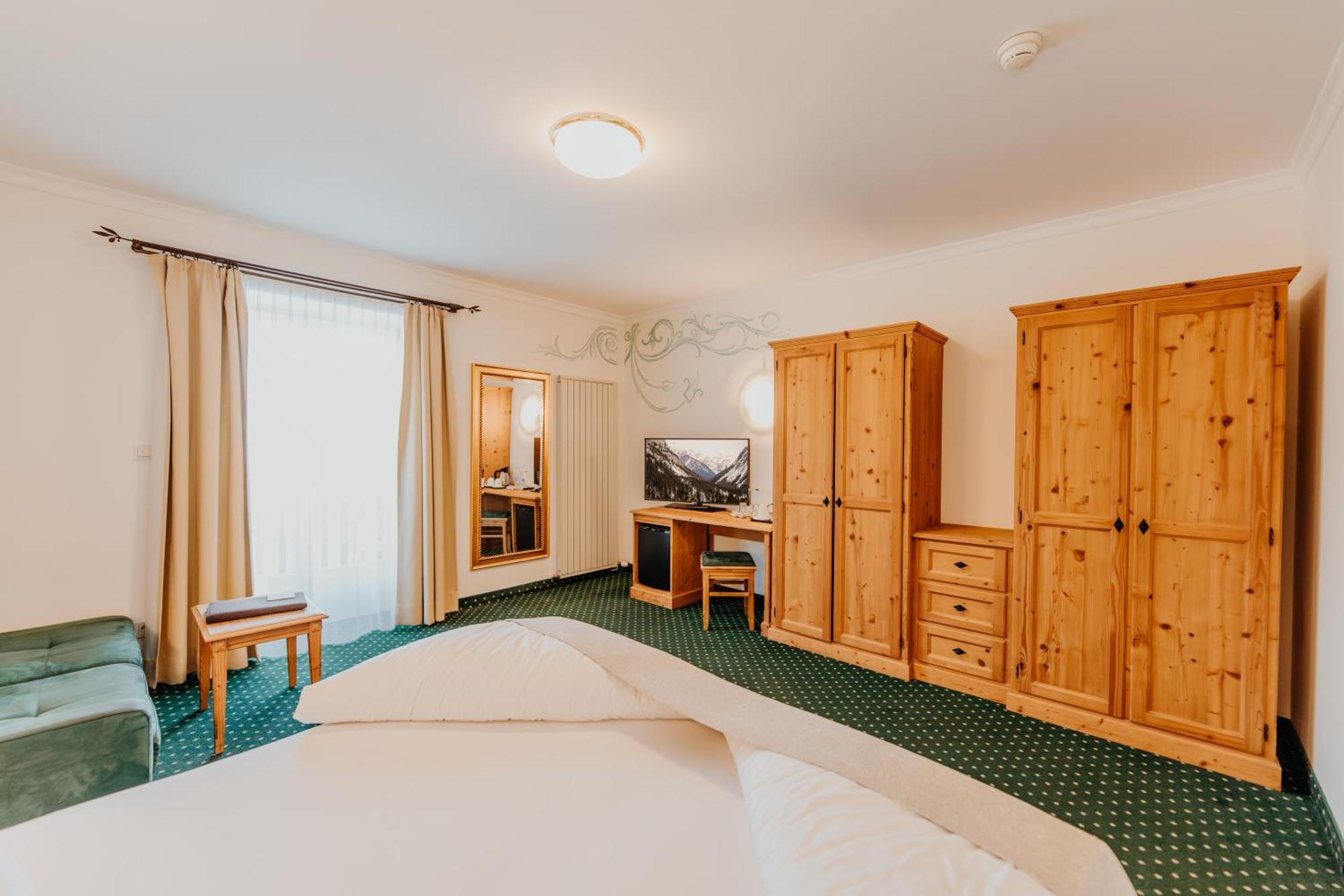 Post Seefeld - Wellnesshotel Tirol Seefeld in Tirol Room photo