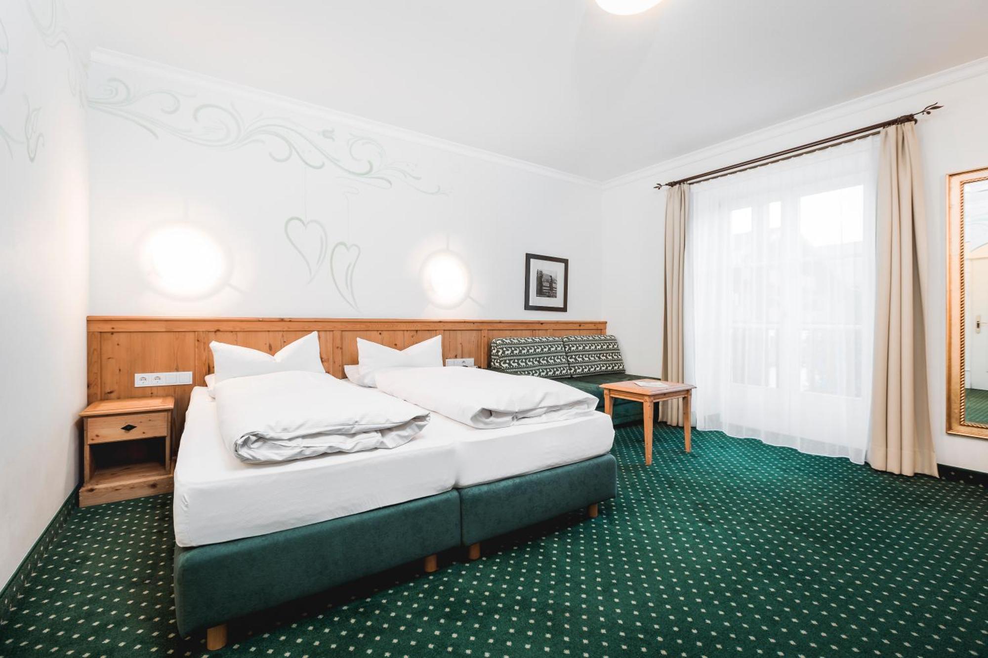 Post Seefeld - Wellnesshotel Tirol Seefeld in Tirol Exterior photo